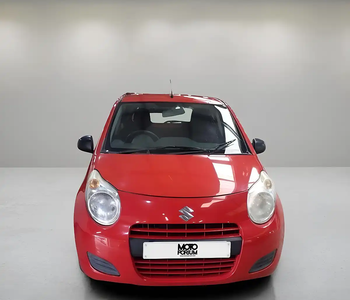 Used 2013 Suzuki Alto Sz Red - Interior and Exterior details 2