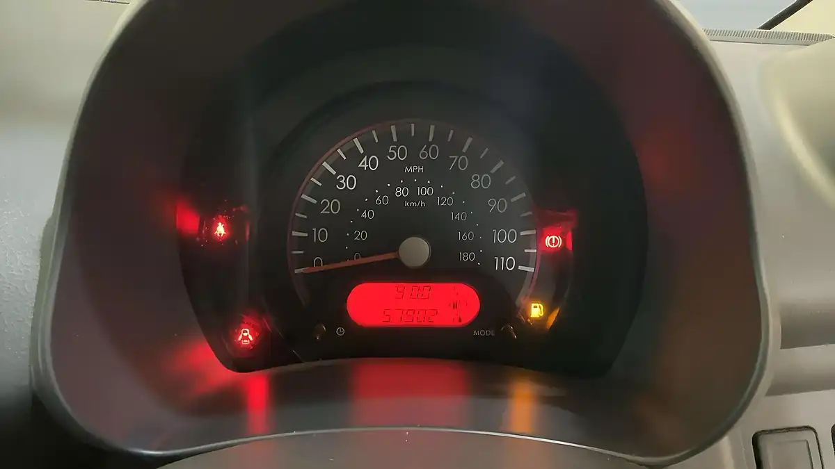 Used 2013 Suzuki Alto Sz Red - Interior and Exterior details 7