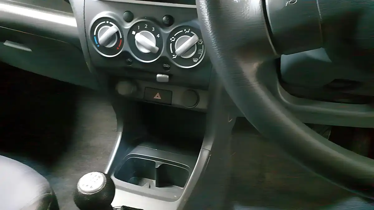 Used 2013 Suzuki Alto Sz Red - Interior and Exterior details 8
