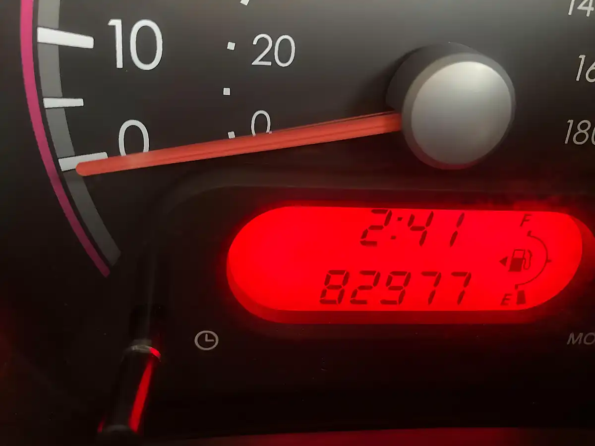Used 2013 Suzuki Alto Sz Red - Interior and Exterior details 16