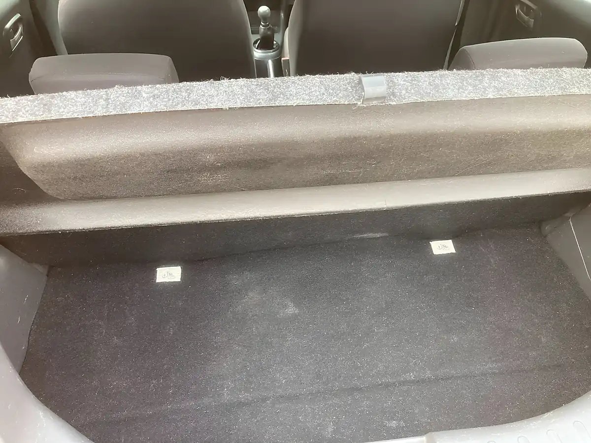 Used 2013 Suzuki Alto Sz Red - Interior and Exterior details 18