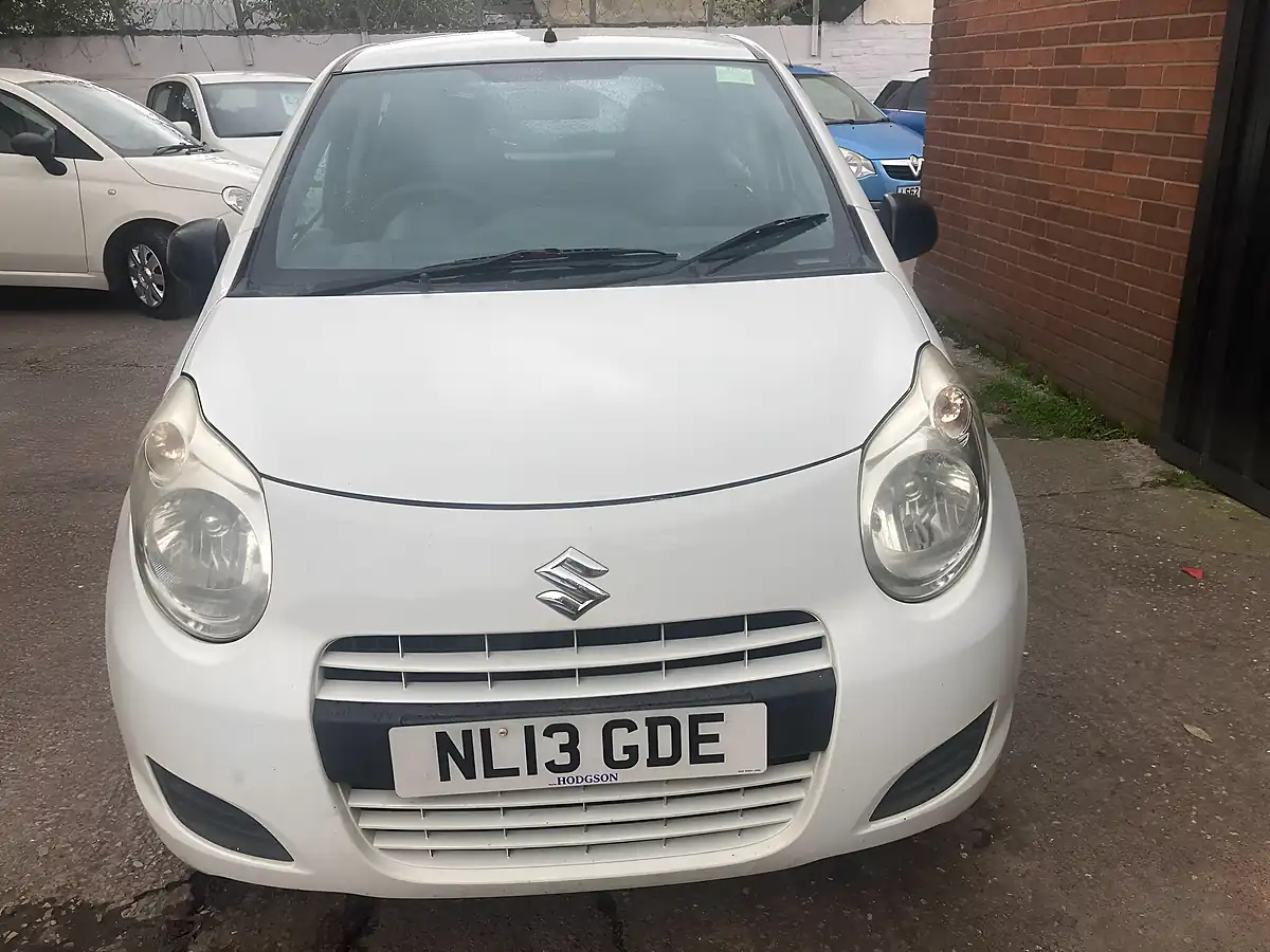 Used 2013 Suzuki Alto Sz White - Interior and Exterior details 2