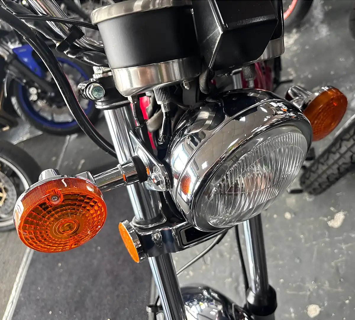 Used 2013 Suzuki Gn125 H Red - Interior and Exterior details 6