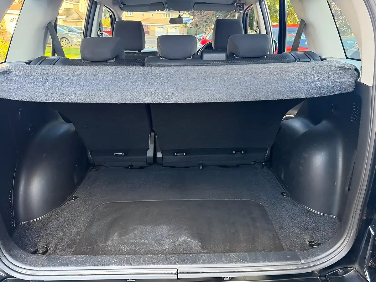 Used 2013 Suzuki Grand Vitara SZ4 Black - Interior and Exterior details 15