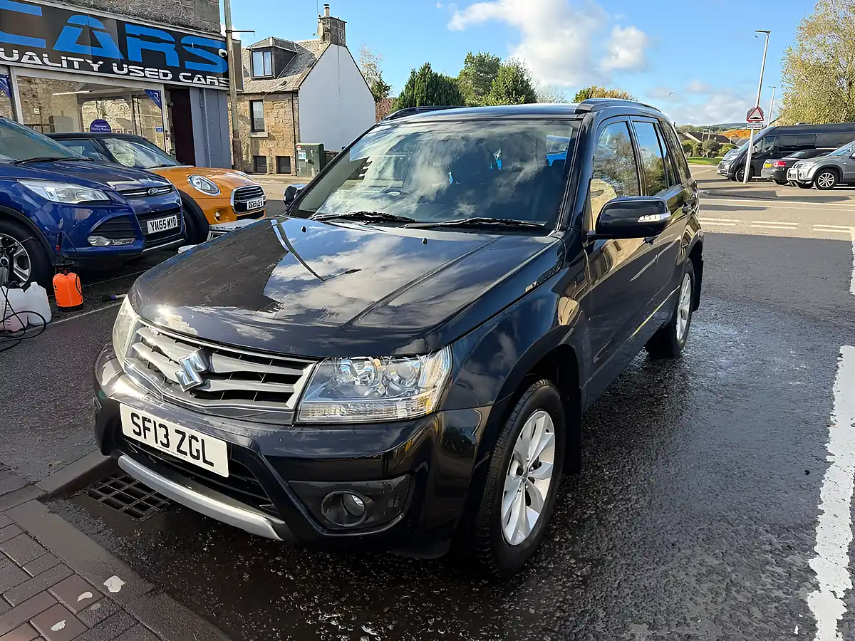 Used 2013 Suzuki Grand Vitara SZ4 Black - Interior and Exterior details 2
