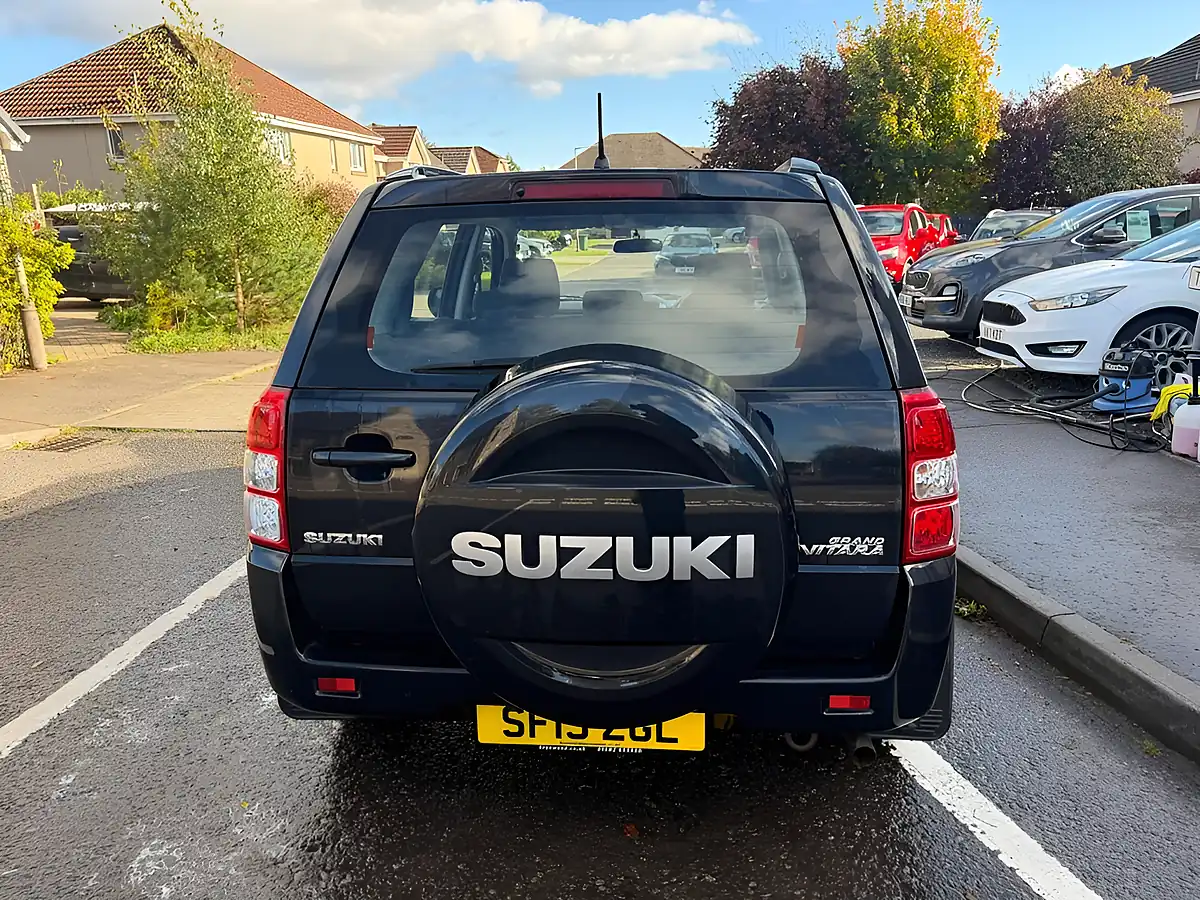 Used 2013 Suzuki Grand Vitara SZ4 Black - Interior and Exterior details 7