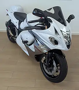 Used 2013 Suzuki GSX1300R Hayabusa 1300 White - Interior and Exterior details 6