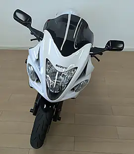Used 2013 Suzuki GSX1300R Hayabusa 1300 White - Interior and Exterior details 7