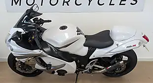 Used 2013 Suzuki GSX1300R Hayabusa 1300 White - Interior and Exterior details 8