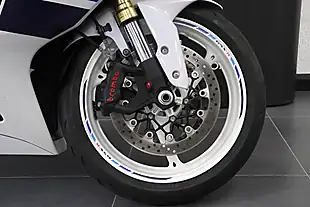 Used 2013 Suzuki GSXR1000 1 Million Commemorative Edition White - Interior and Exterior details 11