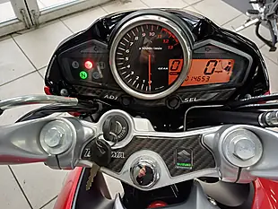 Used 2013 Suzuki Inazuma Red - Interior and Exterior details 12