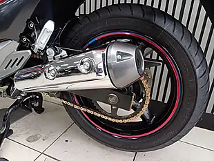 Used 2013 Suzuki Inazuma Red - Interior and Exterior details 13