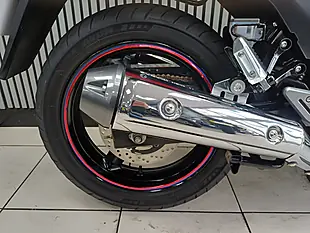 Used 2013 Suzuki Inazuma Red - Interior and Exterior details 15