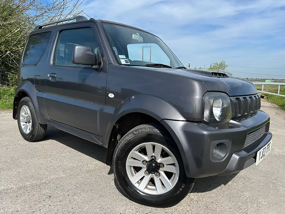 Used 2013 Suzuki Jimny SZ4 Grey - Front View
