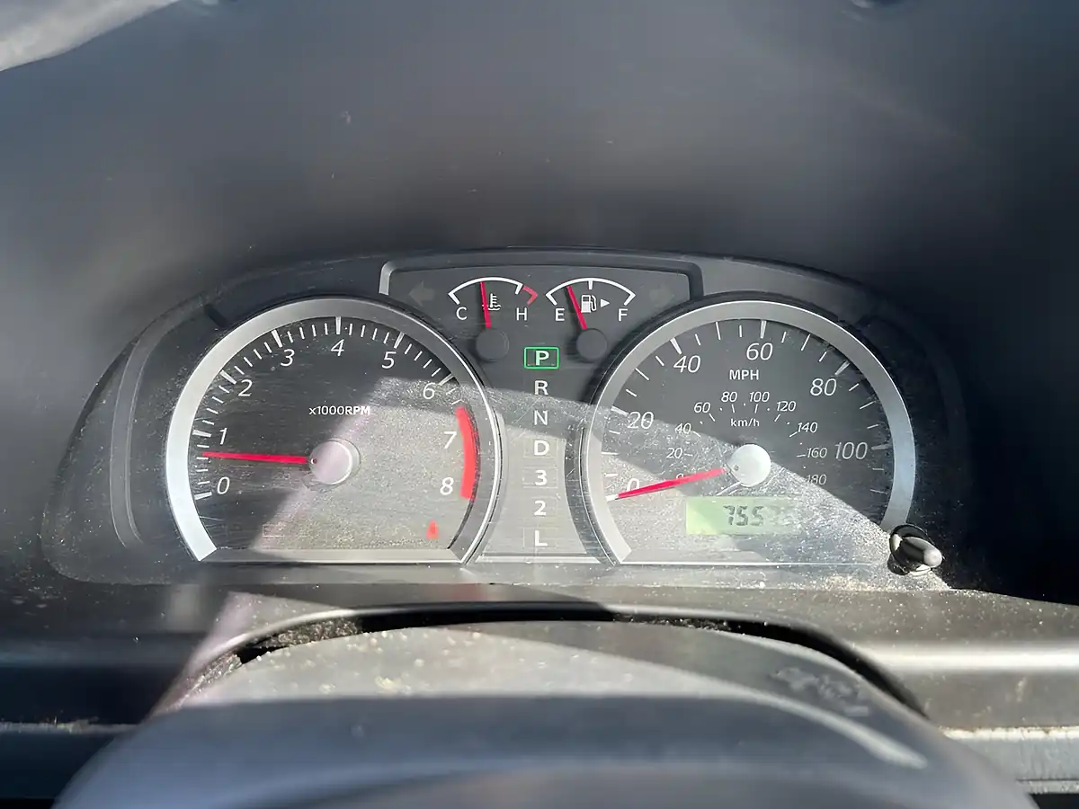 Used 2013 Suzuki Jimny SZ4 Grey - Interior and Exterior details 11