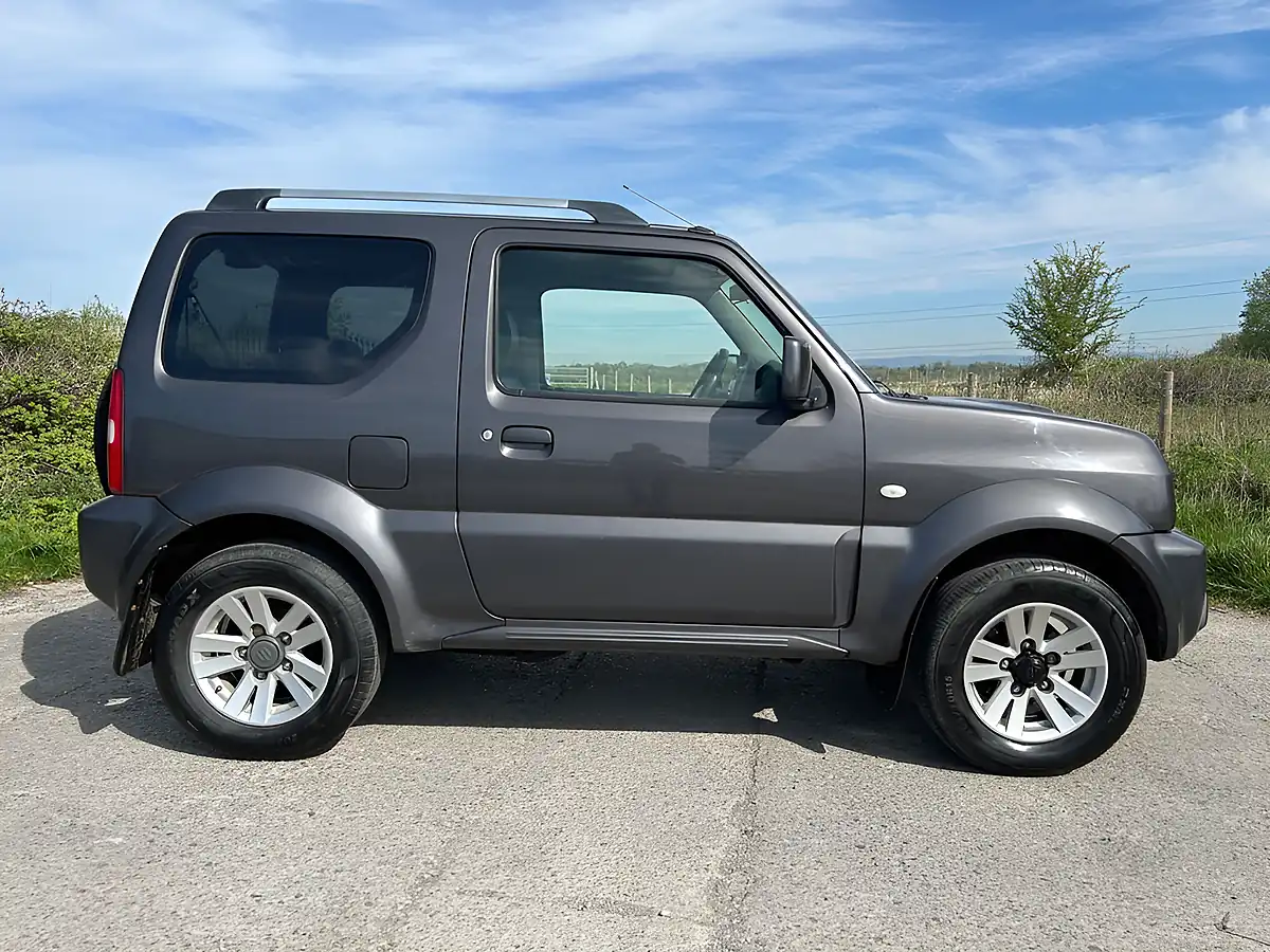 Used 2013 Suzuki Jimny SZ4 Grey - Interior and Exterior details 2