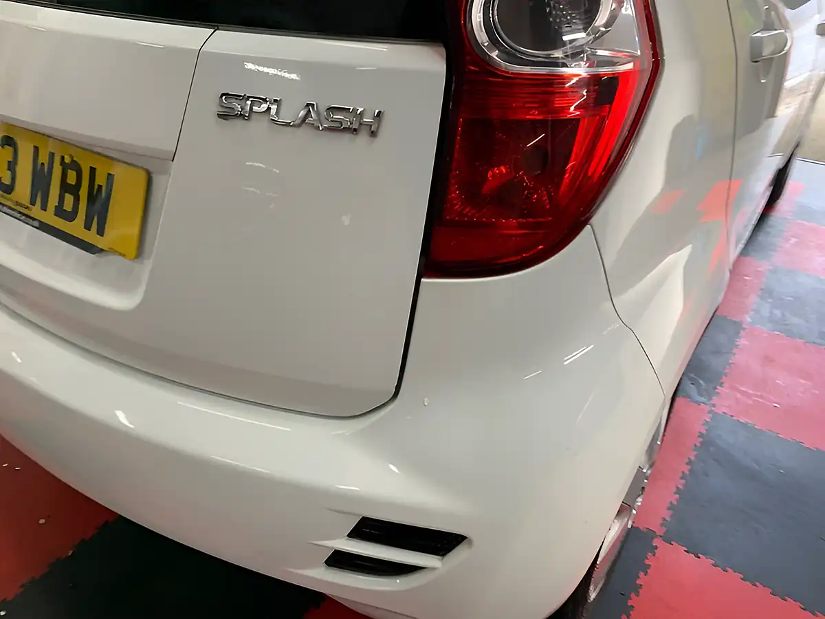Used 2013 Suzuki Splash SZ3 White - Interior and Exterior details 13