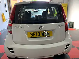Used 2013 Suzuki Splash SZ3 White - Interior and Exterior details 7