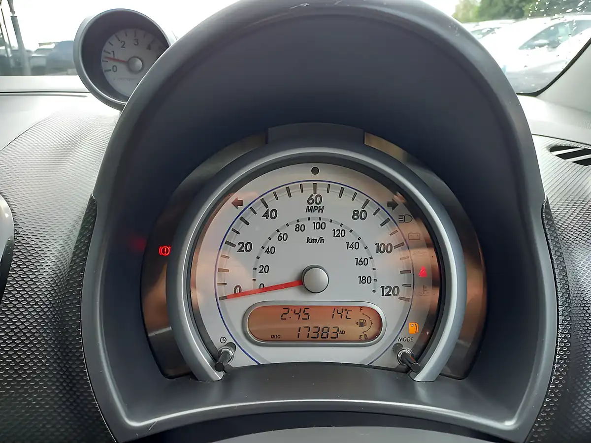Used 2013 Suzuki Splash SZ4 Grey - Interior and Exterior details 15