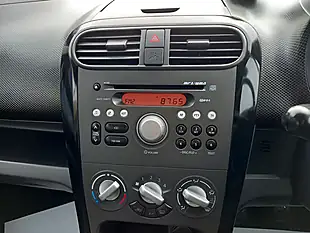 Used 2013 Suzuki Splash SZ4 Grey - Interior and Exterior details 19