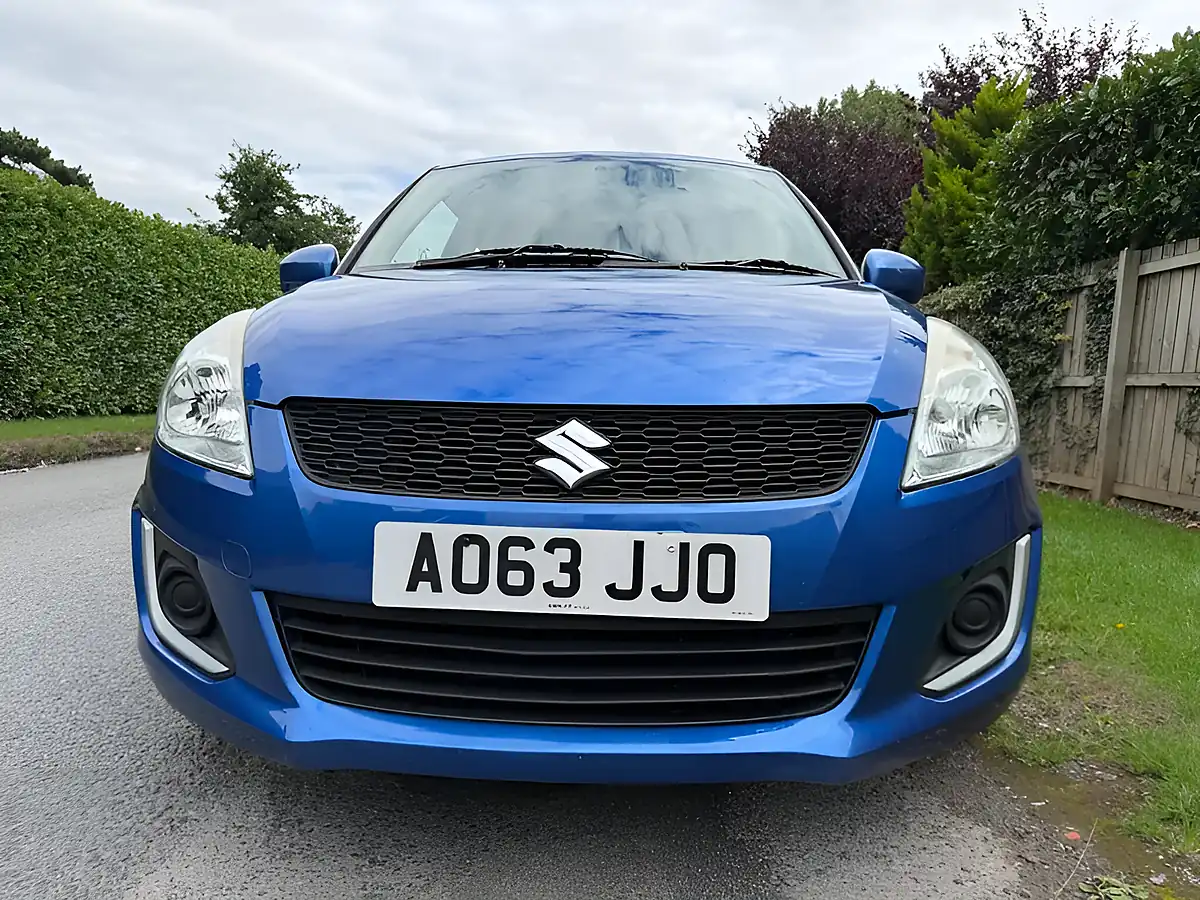 Used 2013 Suzuki Swift SZ2 Blue - Interior and Exterior details 2