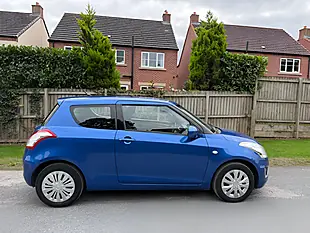 Used 2013 Suzuki Swift SZ2 Blue - Interior and Exterior details 4