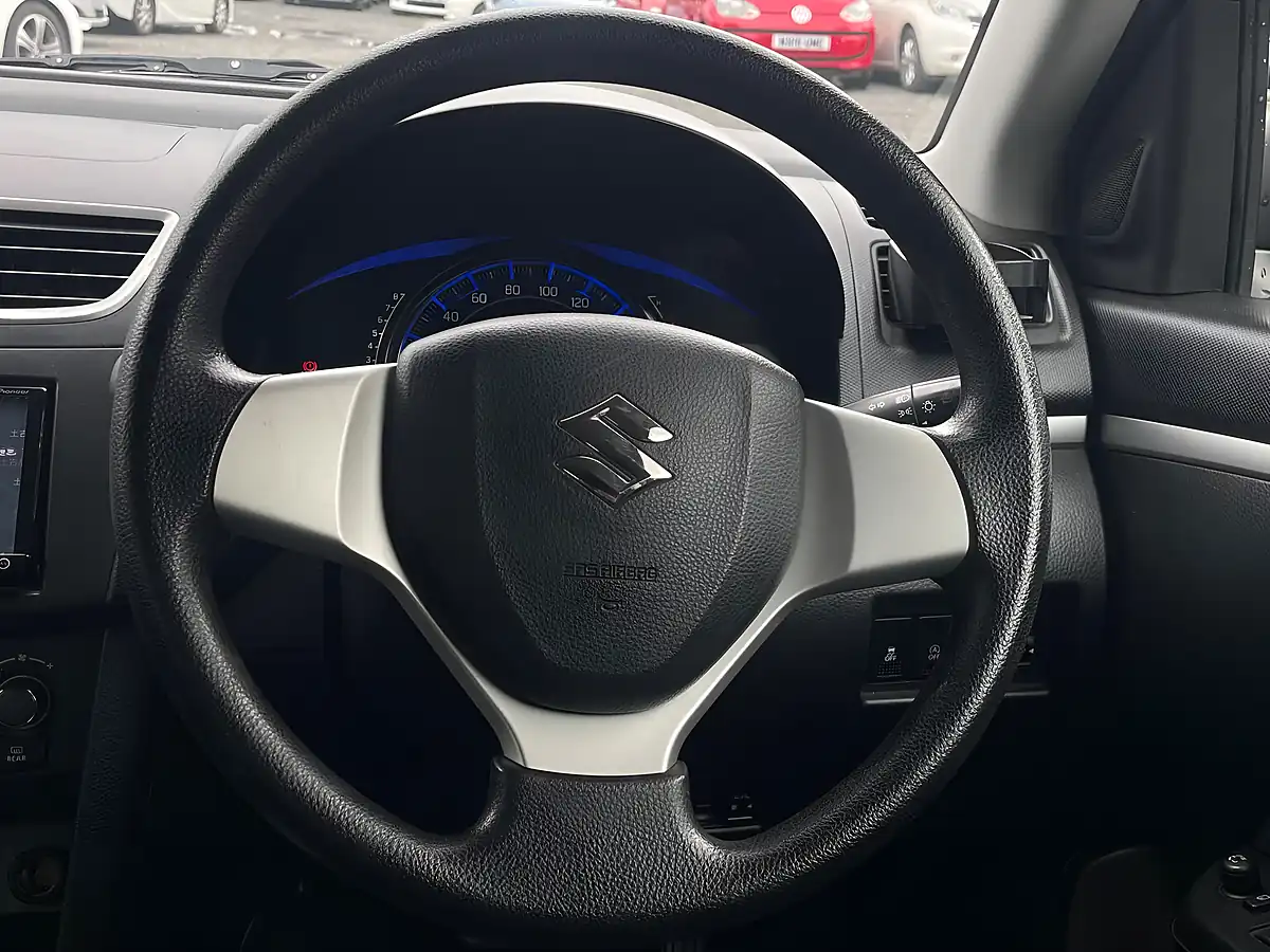 Used 2013 Suzuki Swift SZ3 Blue - Interior and Exterior details 17