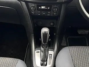 Used 2013 Suzuki Swift SZ3 Blue - Interior and Exterior details 18