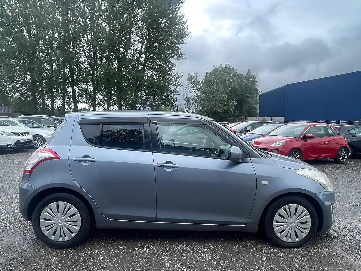Used 2013 Suzuki Swift SZ3 Blue - Interior and Exterior details 7