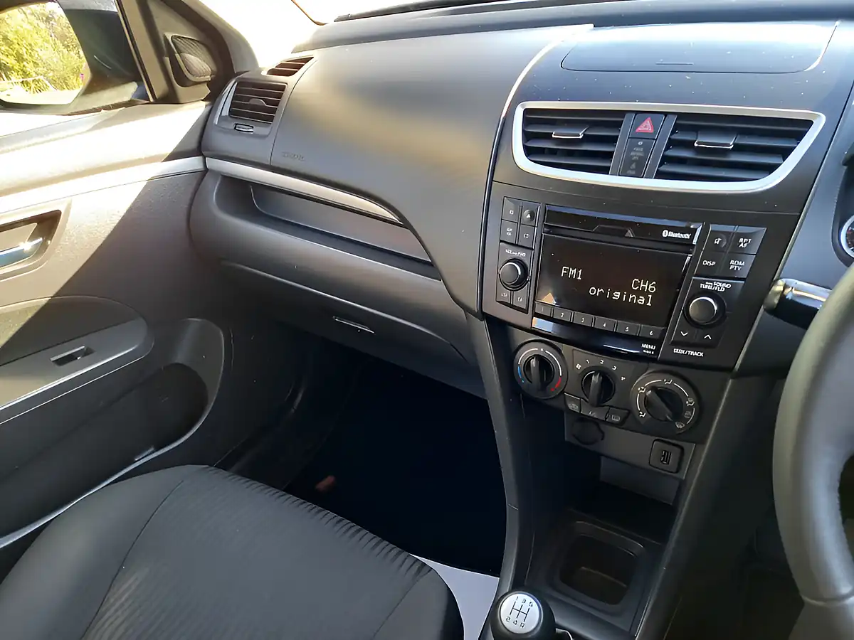 Used 2013 Suzuki Swift SZ3 Red - Interior and Exterior details 13