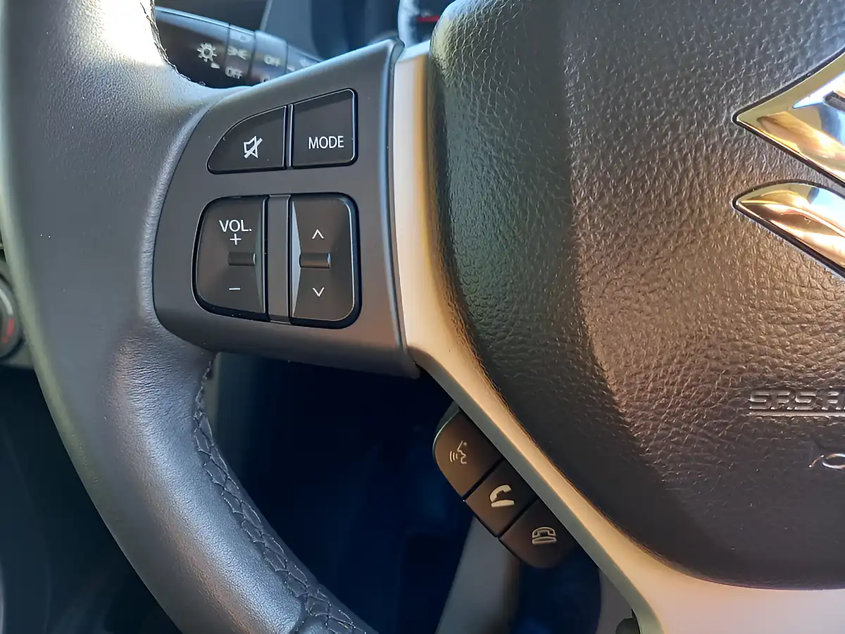 Used 2013 Suzuki Swift SZ3 Red - Interior and Exterior details 16