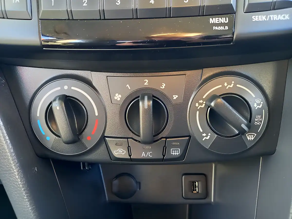 Used 2013 Suzuki Swift SZ3 Red - Interior and Exterior details 18