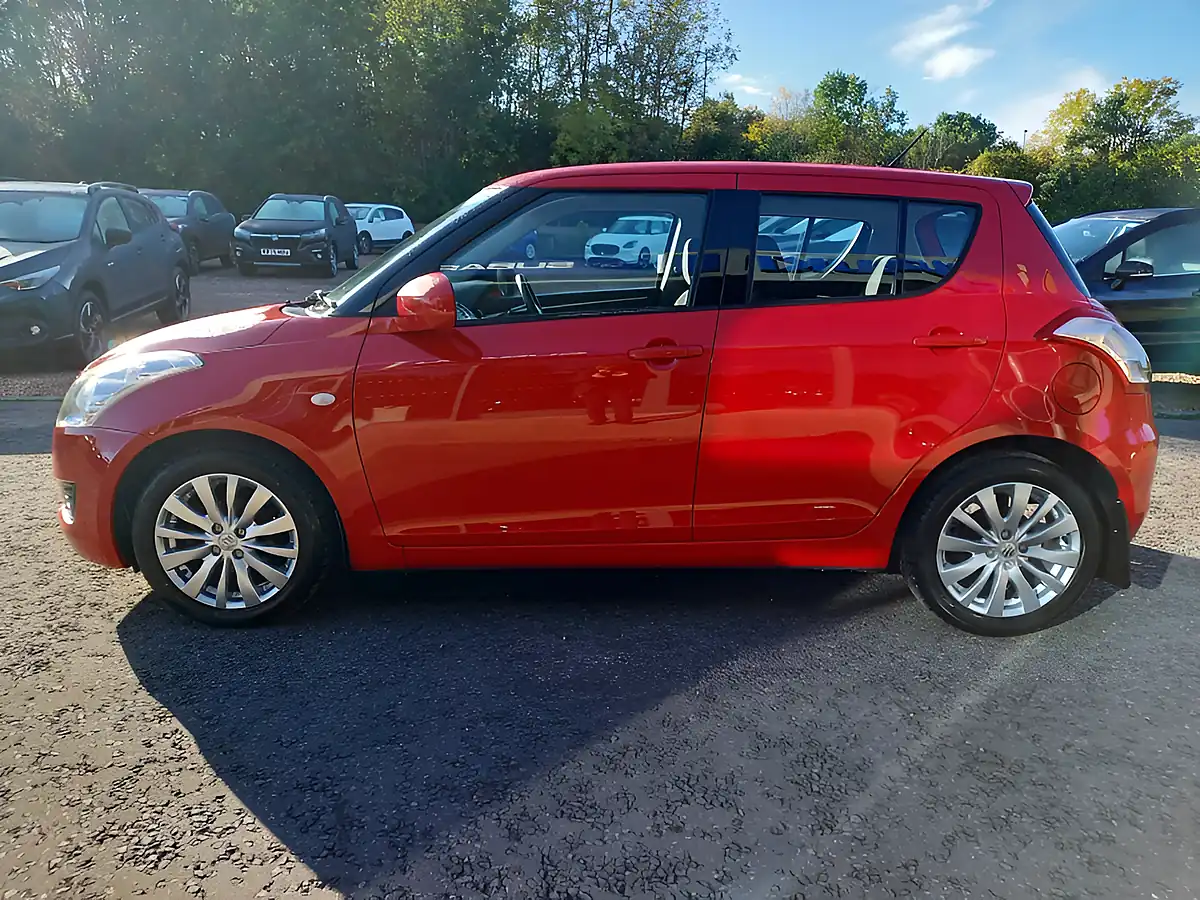 Used 2013 Suzuki Swift SZ3 Red - Interior and Exterior details 4