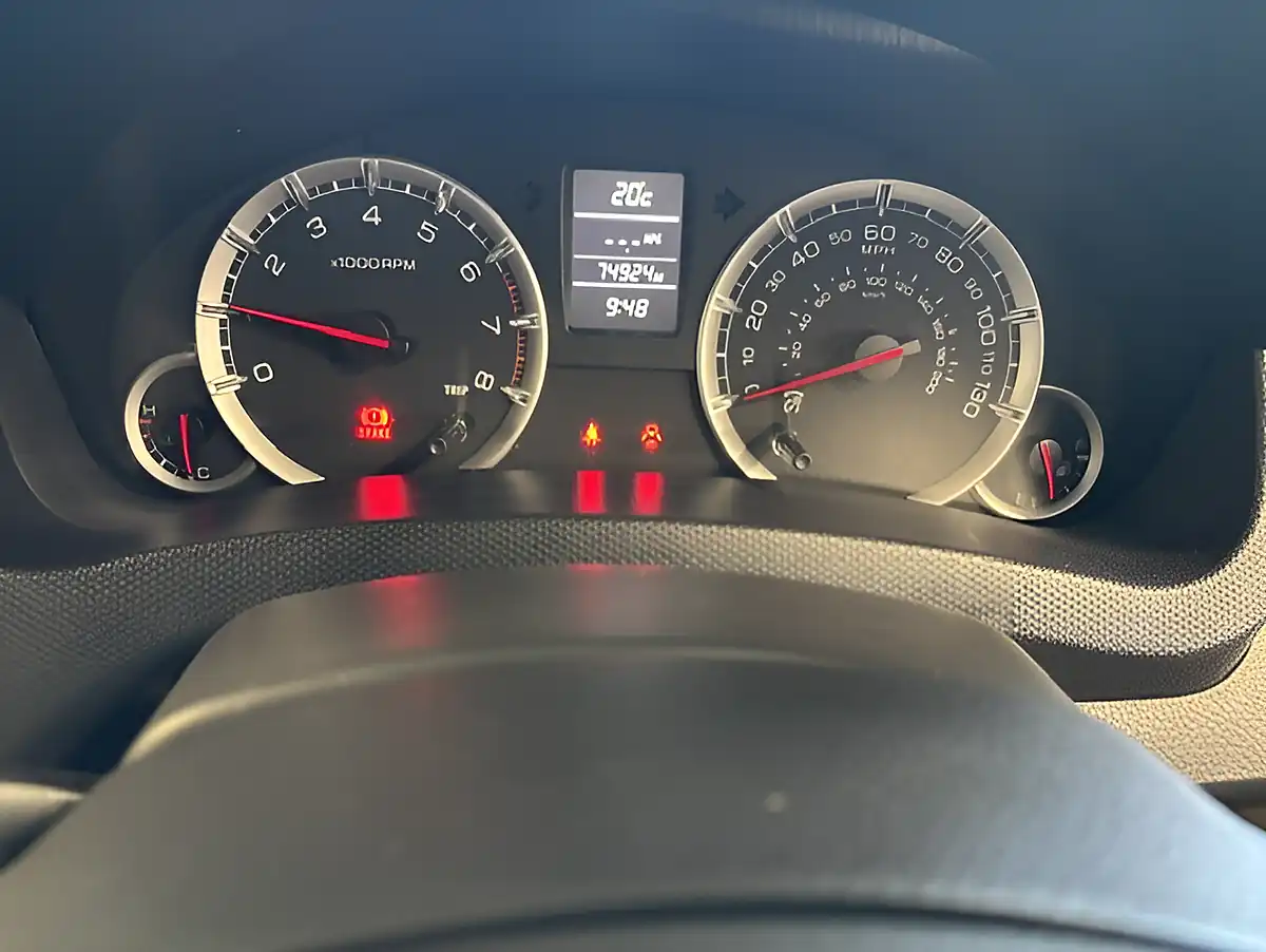 Used 2013 Suzuki Swift SZ4 Black - Interior and Exterior details 10