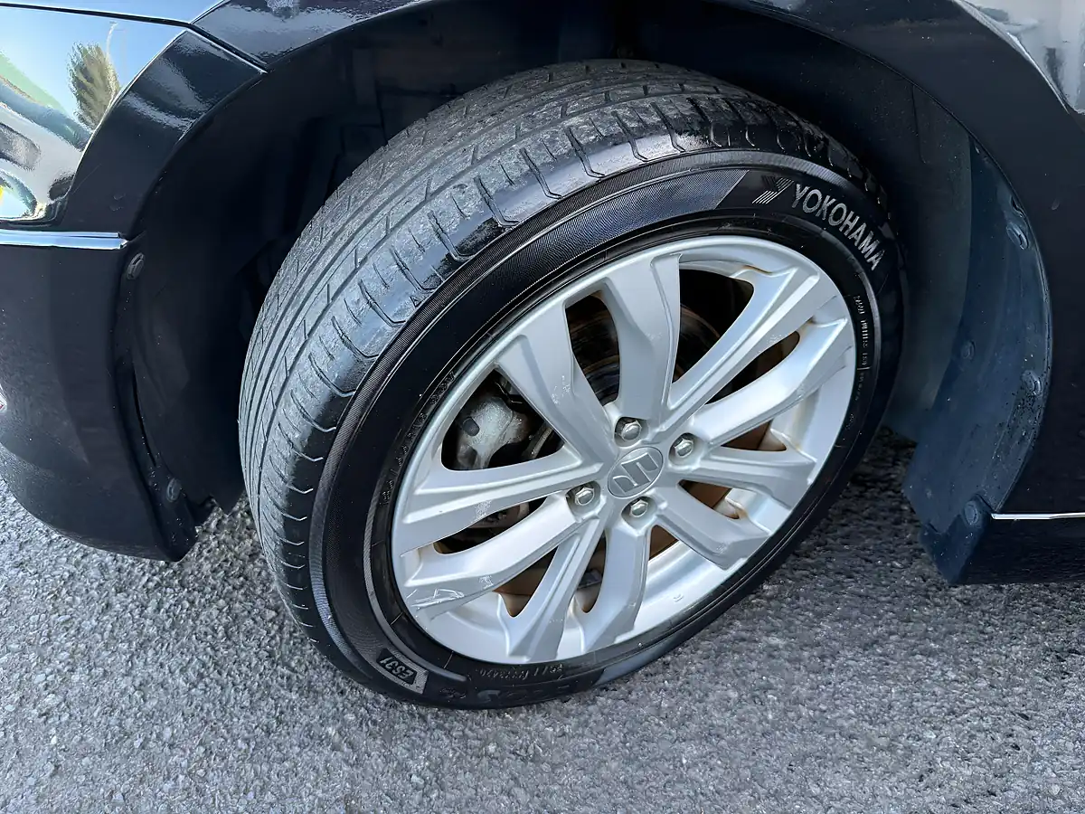 Used 2013 Suzuki Swift SZ4 Black - Interior and Exterior details 20