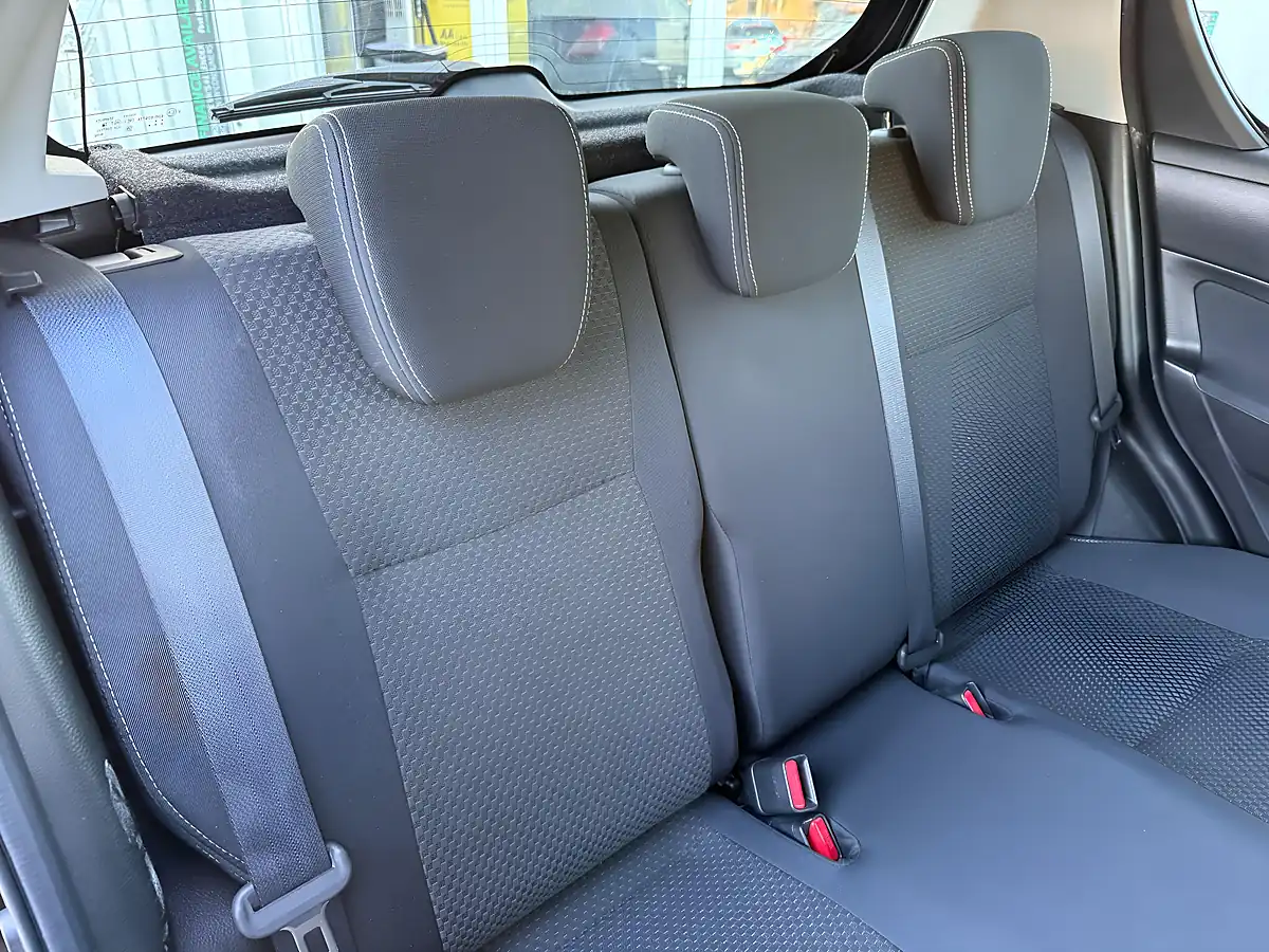 Used 2013 Suzuki Swift SZ4 Black - Interior and Exterior details 4