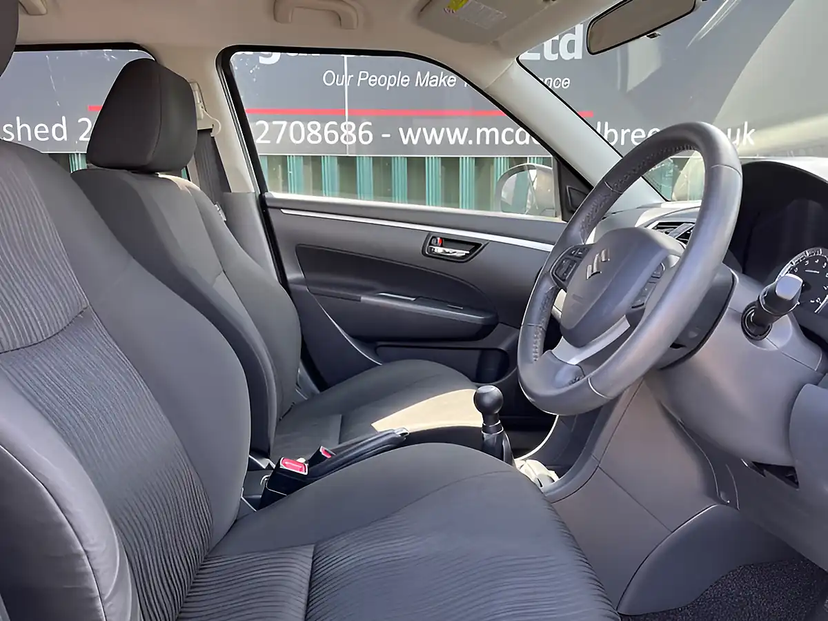 Used 2013 Suzuki Swift SZ4 Green - Interior and Exterior details 15