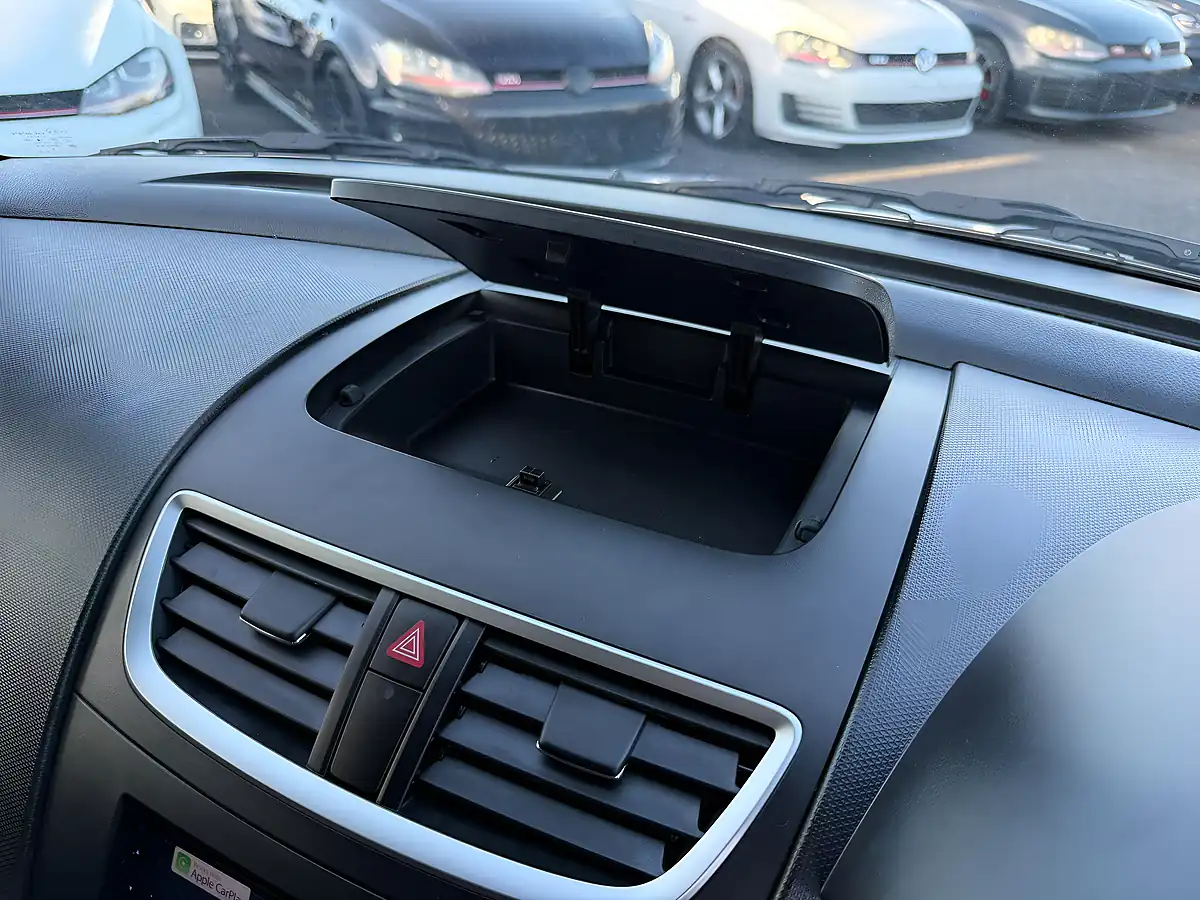 Used 2013 Suzuki Swift SZ4 Silver - Interior and Exterior details 18