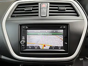 Used 2013 Suzuki Sx4 S-Cross SZ5 White - Interior and Exterior details 11