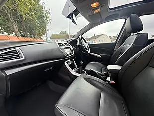 Used 2013 Suzuki Sx4 S-Cross SZ5 White - Interior and Exterior details 13