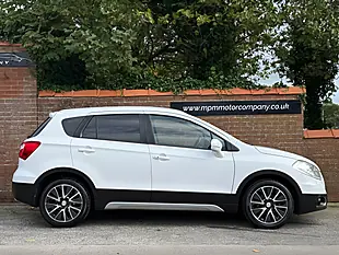 Used 2013 Suzuki Sx4 S-Cross SZ5 White - Interior and Exterior details 3