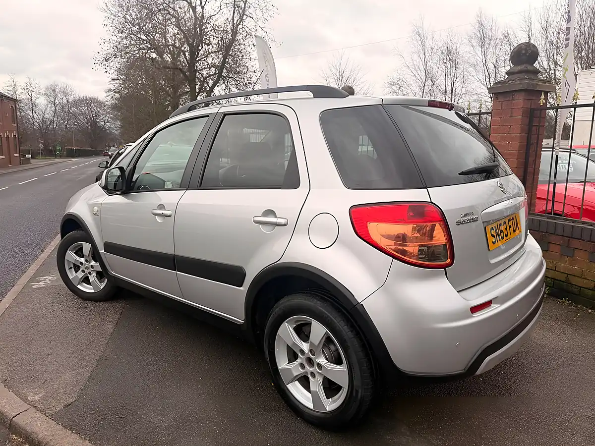 Used 2013 Suzuki SX4 SZ5 4Grip Silver - Interior and Exterior details 6
