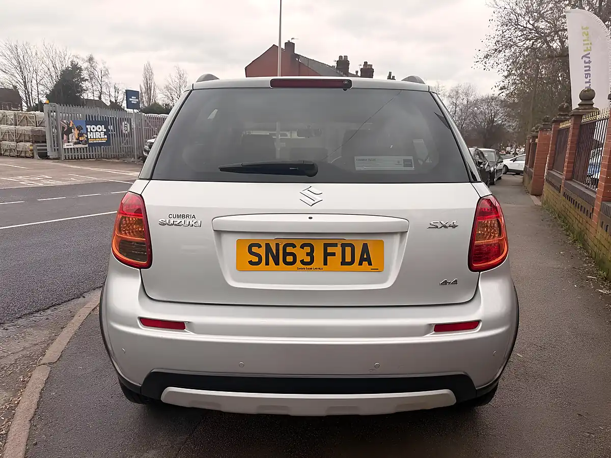 Used 2013 Suzuki SX4 SZ5 4Grip Silver - Interior and Exterior details 9