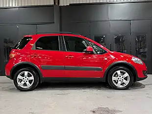 Used 2013 Suzuki SX4 SZ5 Red - Interior and Exterior details 4