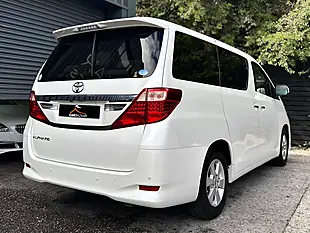 Used 2013 Toyota Alphard 240X Welcab White - Interior and Exterior details 4