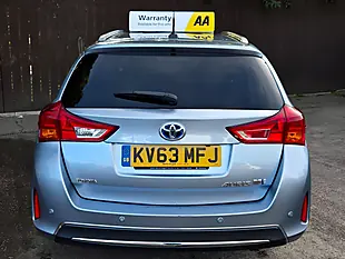 Used 2013 Toyota Auris Excel Touring Sports Blue - Interior and Exterior details 6