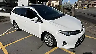 Used 2013 Toyota Auris Excel Touring Sports White - Interior and Exterior details 11