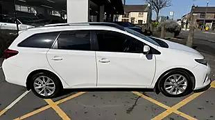 Used 2013 Toyota Auris Excel Touring Sports White - Interior and Exterior details 14