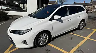 Used 2013 Toyota Auris Excel Touring Sports White - Interior and Exterior details 7