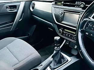 Used 2013 Toyota Auris Icon Black - Interior and Exterior details 15